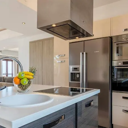 Idalium - Stunning Front Line With Panoramic Sea Views